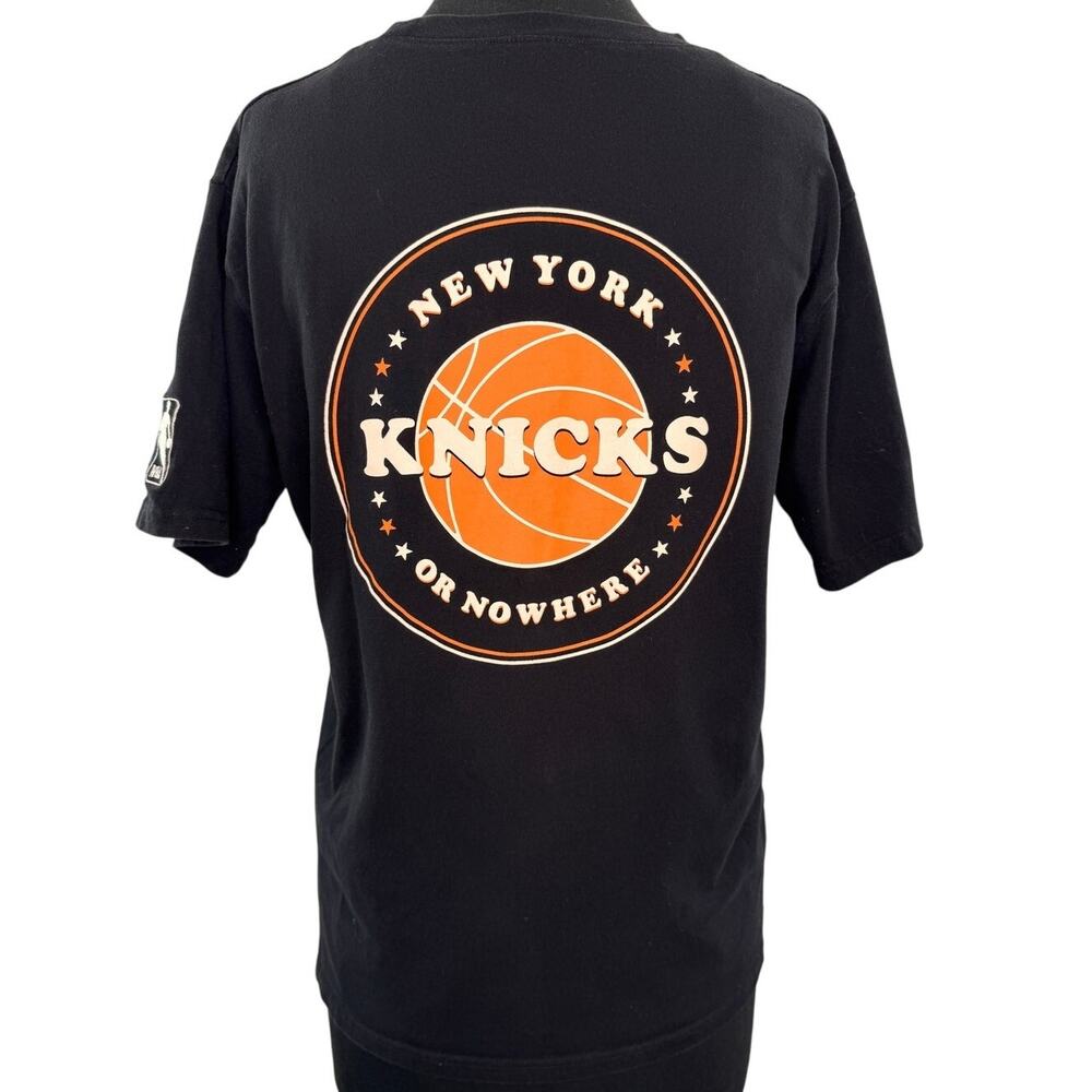 NYON New York Or Nowhere KNICKS NBA Black T-Shirt Crew Neck Pullover SzMedium M